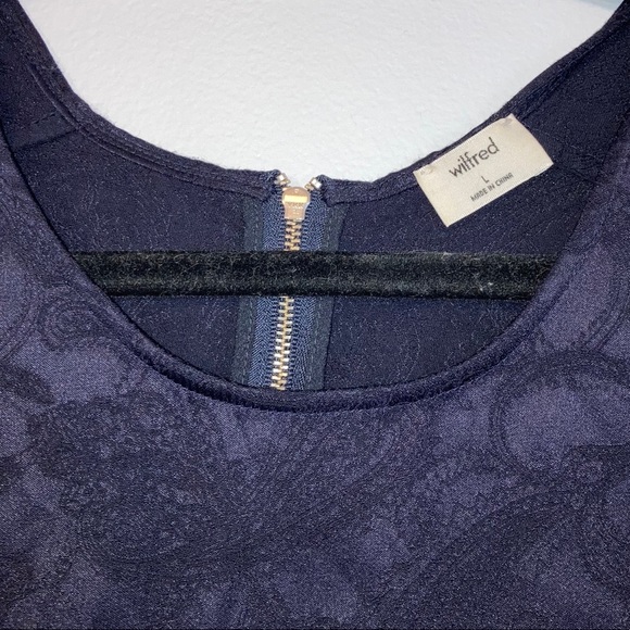 WILFRED SEVRES Sleeveless Blouse by ARITZIA, dark blue colour, size LARGE - Picture 2 of 5